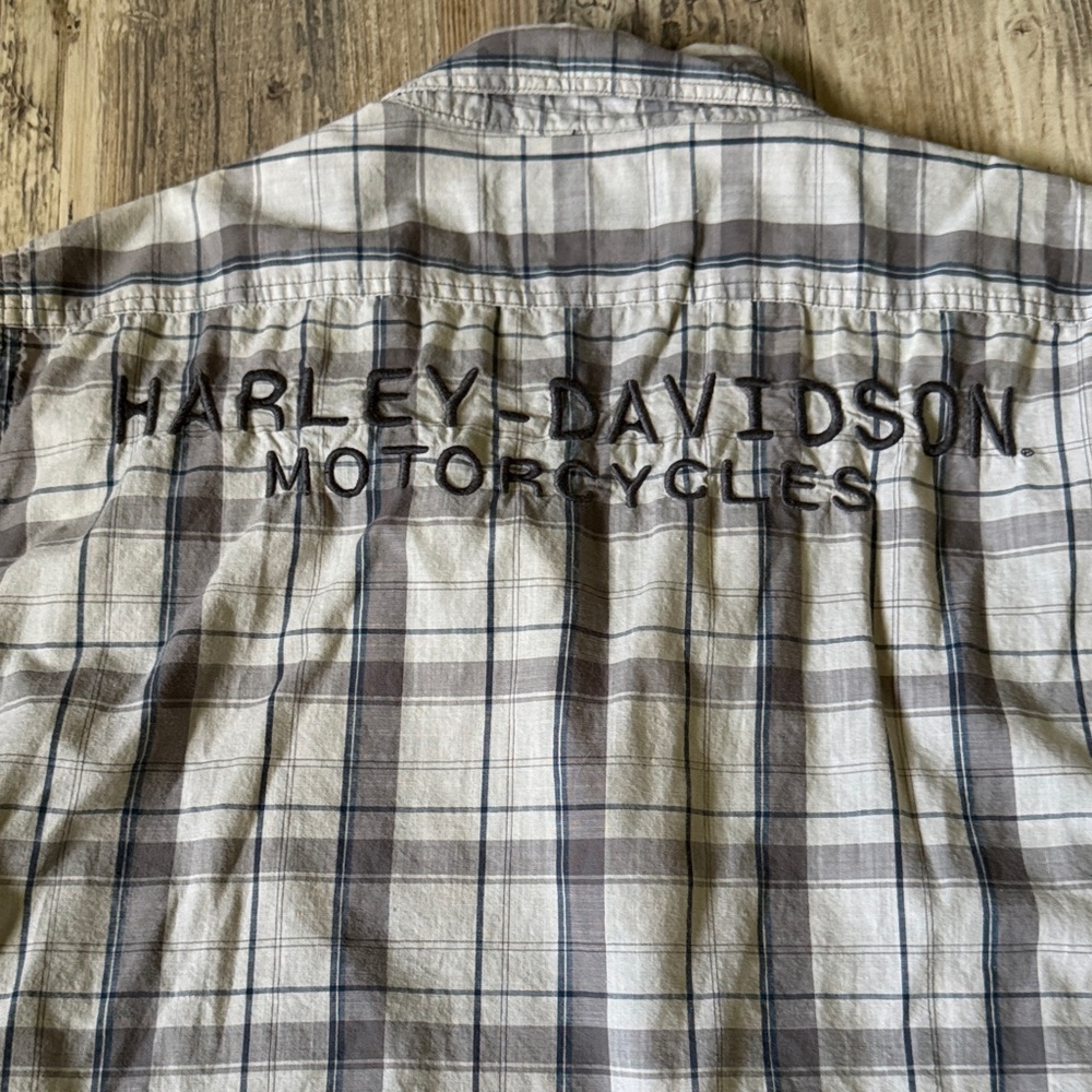 Harley-Davidson Black and Gray Plaid Sleeveless Shirt - Picture 5 of 5